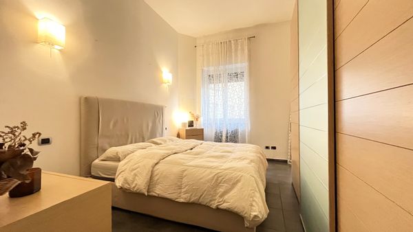 Apartment in Isola, Milan near to train station to Como (minimum 5 days stay)