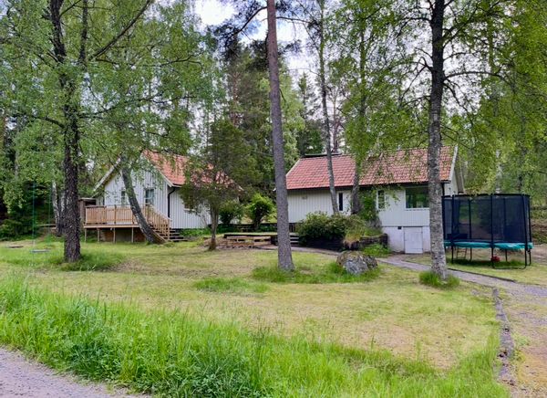 Emilie et Juliens hus