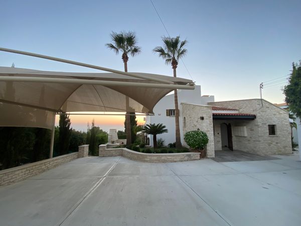 Mediterranean sea view villa (GPs welcome ❤️)