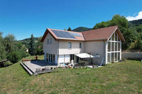 Home in Saint-Martin-D'uriage