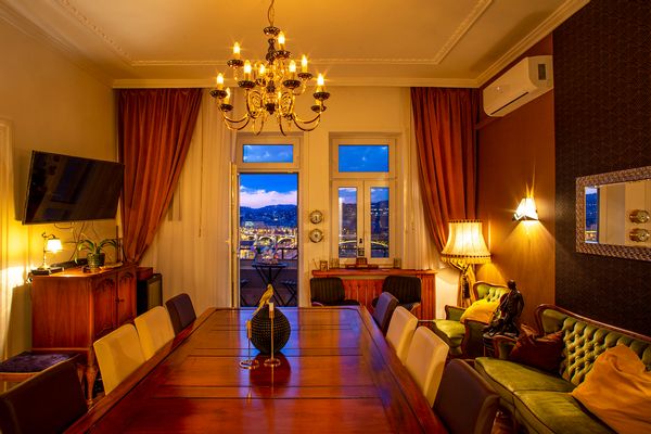 Gabor's art deco Gatsby apartment