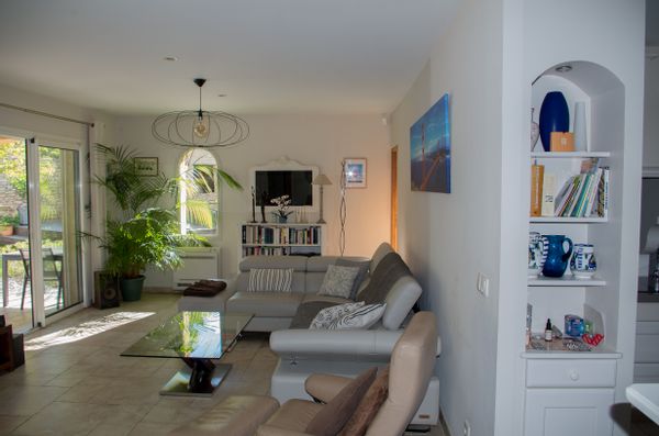 La maison de Valerie Villa provençale de plain pied, 3 chambres , piscine, terrain de boules