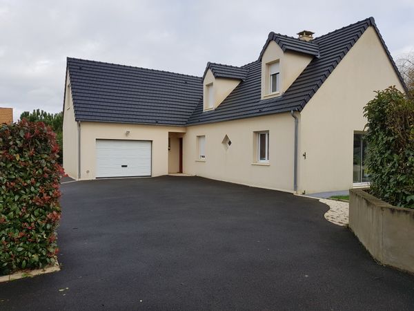 Proximité Zoo La flèche ou Circuit des 24h Disponibilité du 15 au 22 avril 2022