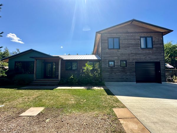 Peaceful house in the heart of Squamish