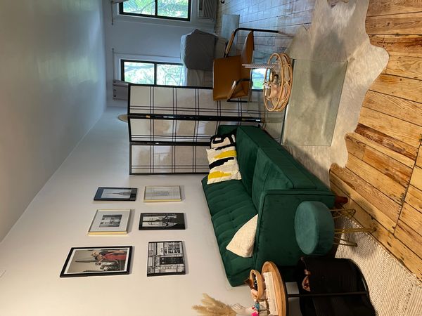 Samantha's house