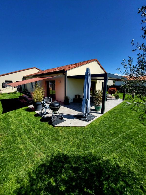 Laura's house