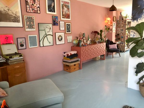 Stylish family home near nature and Amsterdam.
