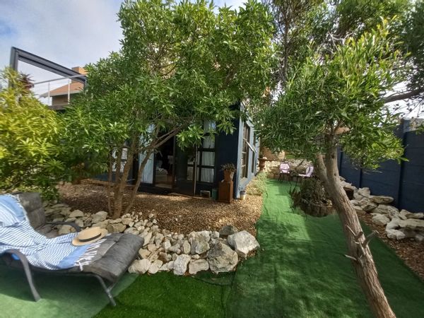 Bodega Fuchs is a warm and tastefully decorated flatlet, with stunning views.