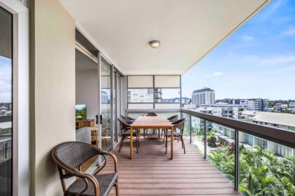 Casa di Nicky, Imogen & Doreen