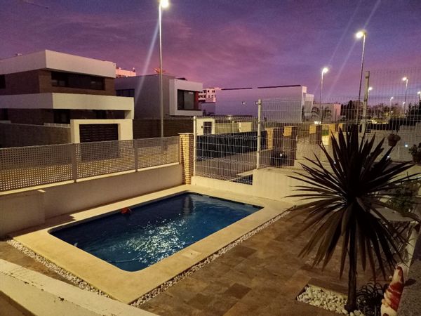 Beatriz's house