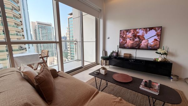 Dubai Marina - Luxury 1 Bedroom Apartment