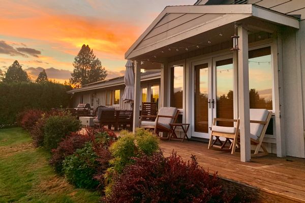 Hood River - Scenic Columbia Gorge Home