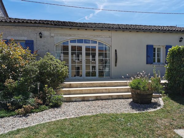 La maison de Val and Nigel