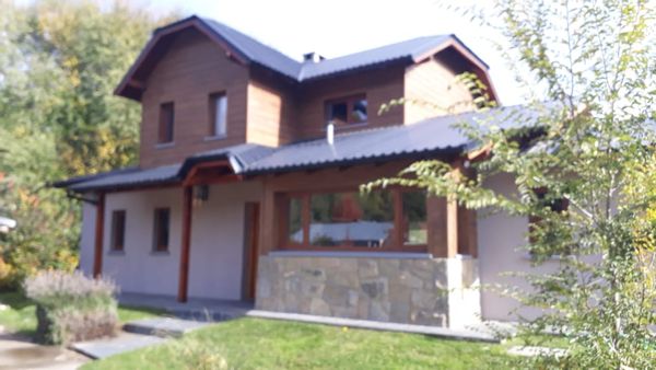 Julio y Mariana's house