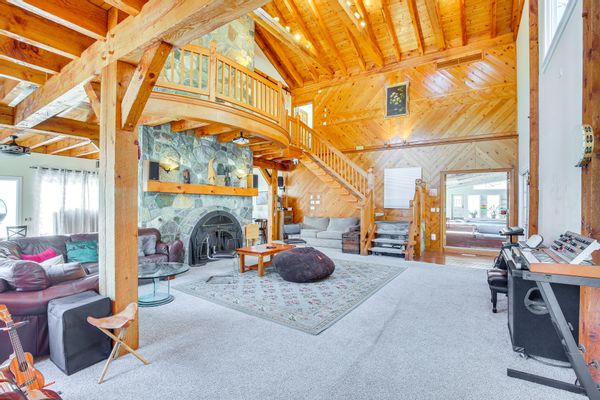 New England Lodge with Private Indoor Pool