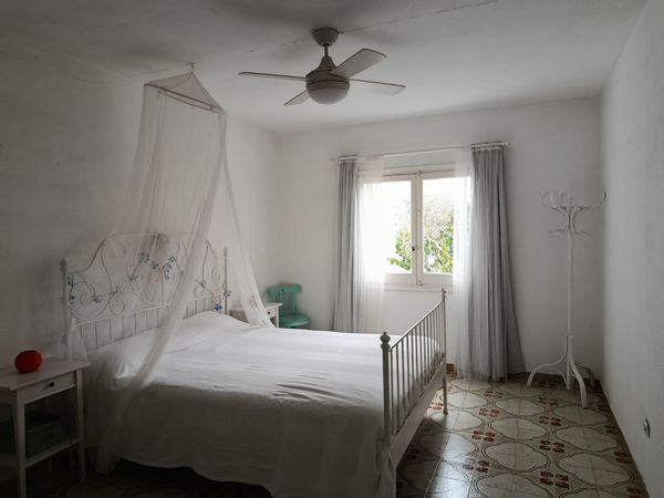 Petite maison dans un village de Minorque