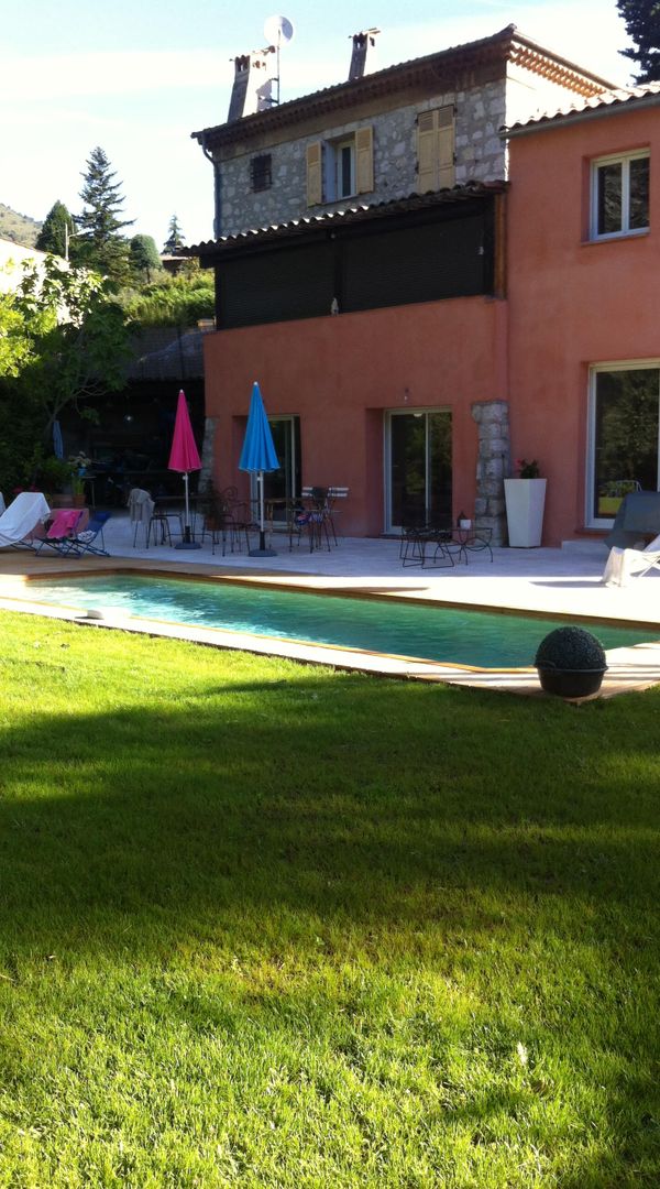 La maison de Elisabeth & Vincent sur la Côte d’Azur