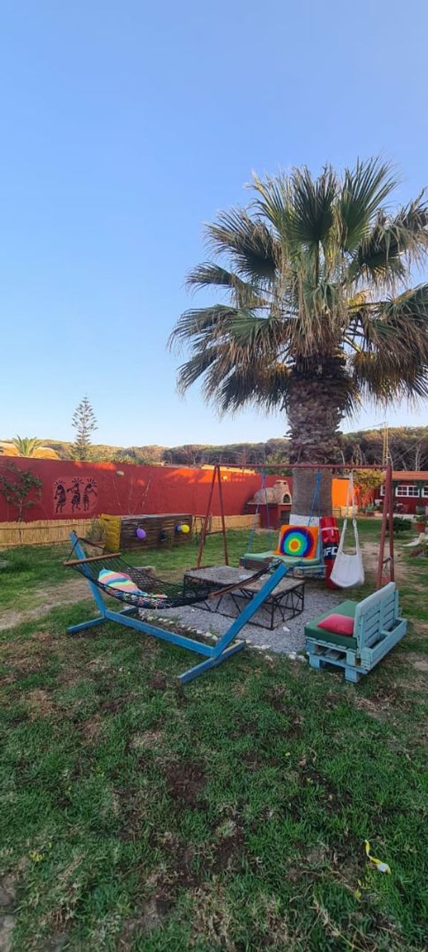 Une résidence d'artistes pieds dans l'eau et en pleine forêt