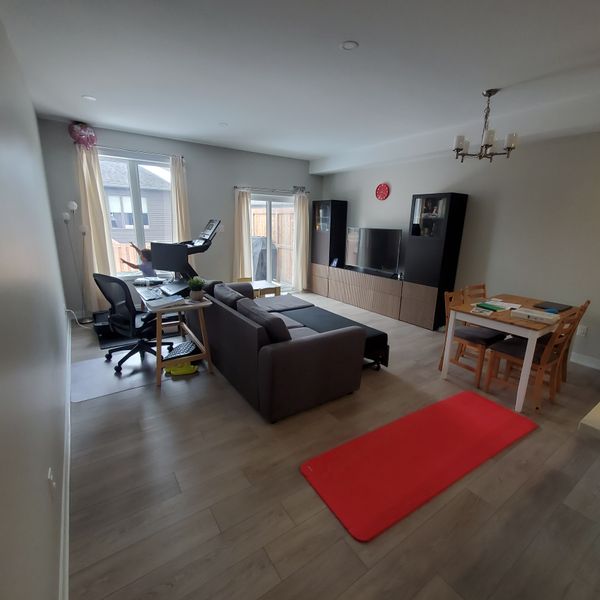 House Built in 2023 - 3 Bedroom / 3 full Bathroom in Arnprior. 40 km's from Ottawa