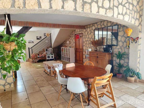 Chambre avec piscine