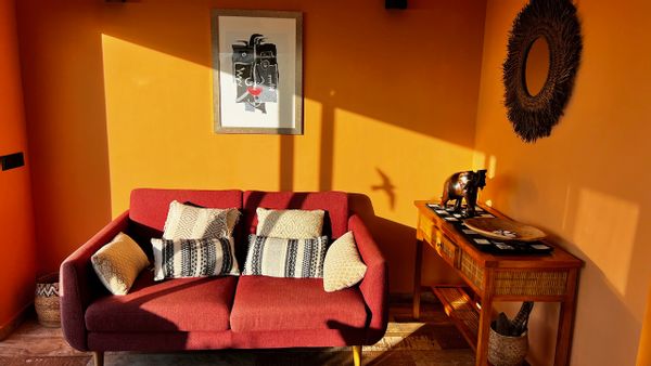 Jacaranda: ambiente elegante con vistas al volcán y al mar