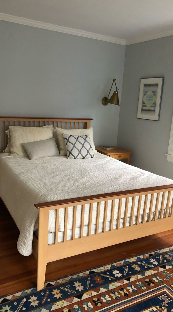 One Private Room in Newtonville for up to 3 people (near Boston College and more!) 2-Night minimum.