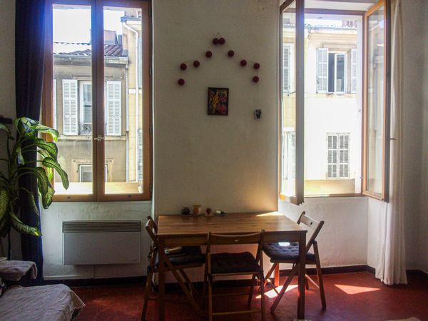 Charmant T2 à côté de La Plaine, Marseille