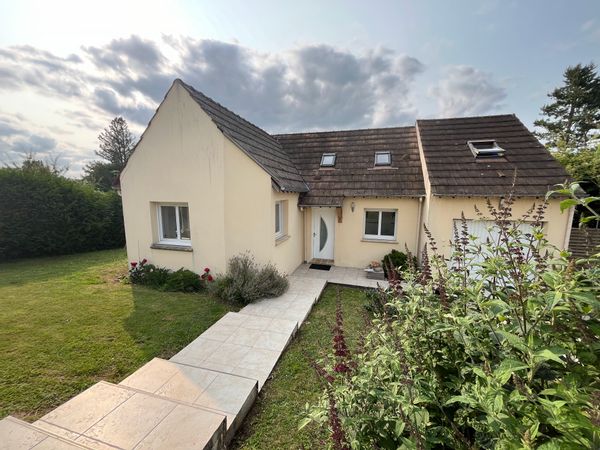 Maison calme et lumineuse