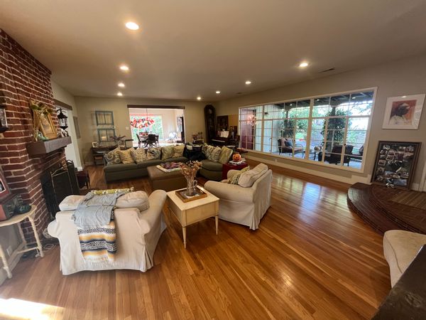 Ranch style house in tree lined College neighborhood, walking distance to downtown