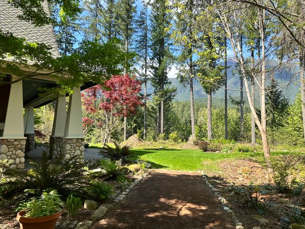 Mike and Michelle’s Mountain View private home