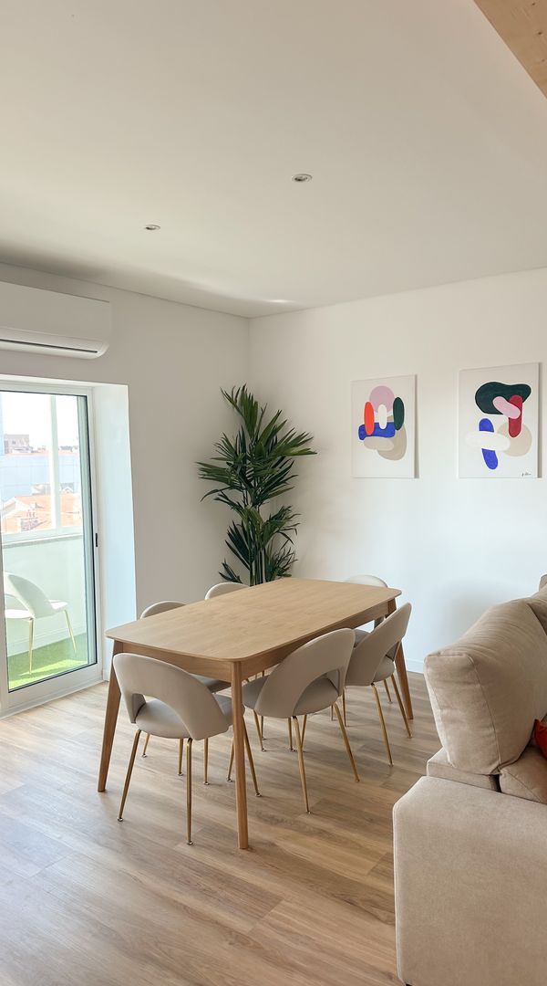 {NO BOOKING FOR 2024} Beautifully furnished apartment in Porto