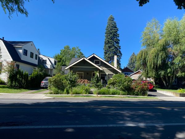 Basement Apartment on Drake Park