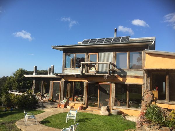 Kangaroo Eco Home.