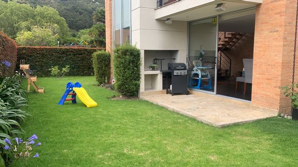 Paula's house