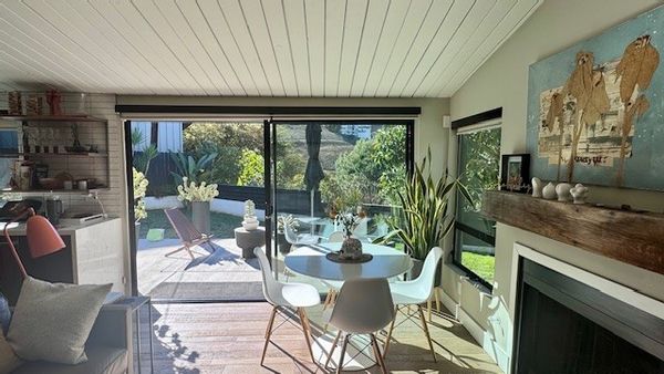 Charming LA Home: Your Base for Urban Exploration