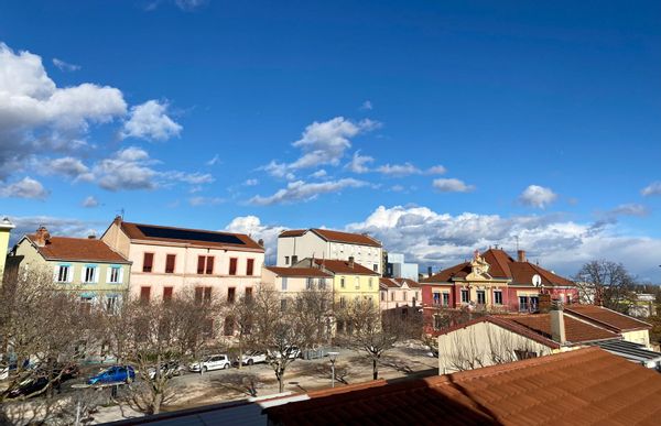 Duplex moderne à 15 minutes de Lyon