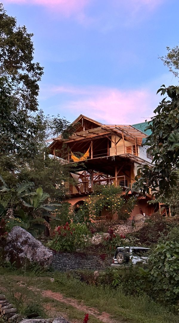 Jungle house in Costa Rica (one month minimum)