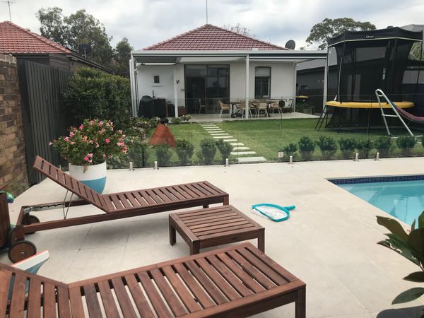Cosy Sydney Family Home - with a pool and 10 minutes to beach