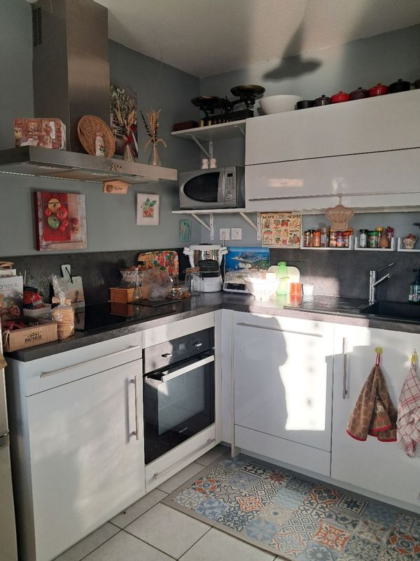 L'appartement, au calme, de Claudine et Bernard à 10mn du stade de OL vallée et LDLC Arena