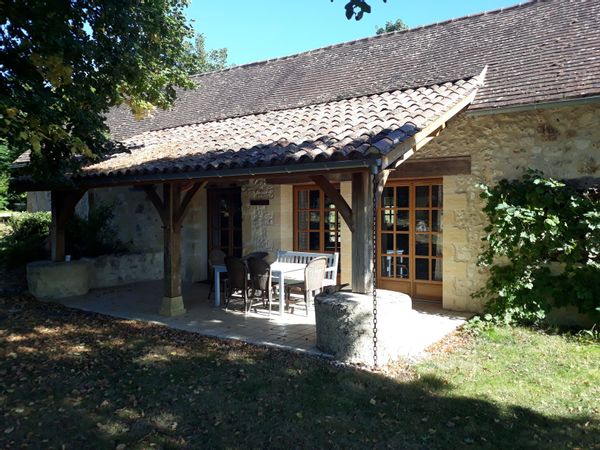 Cottage dans un grand domaine avec piscine