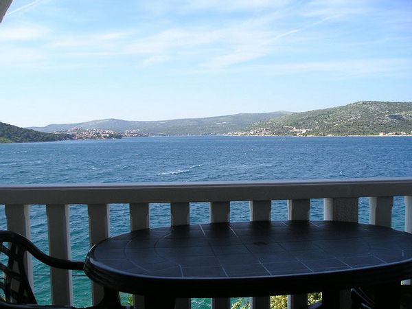 House on the beach in Razanj