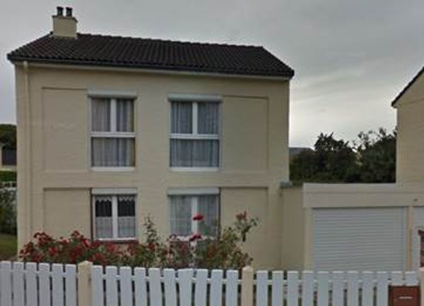 La maison de Gaetan, Stéphanie, Louise et Simon