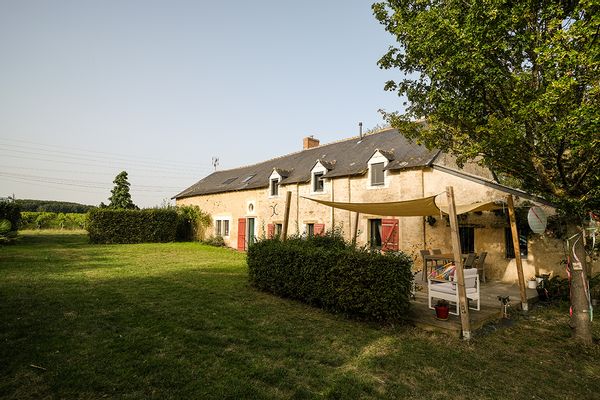 Longère dans les vignes du Layon