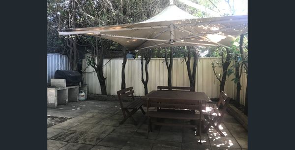 Dayenny's house