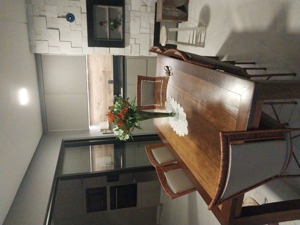 Mauricio's house