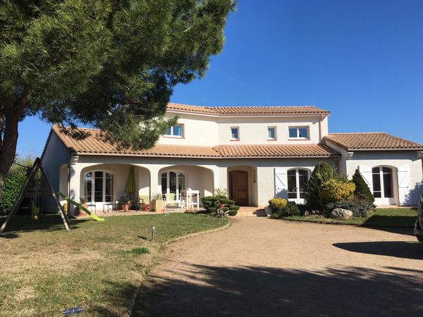 Calme et piscine proche de Toulouse, la maison de Samuel & Alice