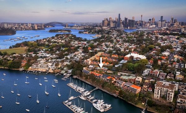 Three bedroom townhouse in one of Sydney's most historic suburbs. The house is on the Harbour, with stunning 180 degree views, close to the city centre.
