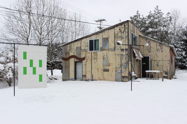 Catskills lofty getaway near skiing, hiking, and farms.