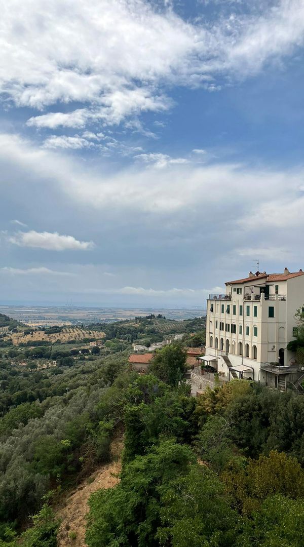 Italian Experience in Southern Tuscany  - Countryside by the sea.