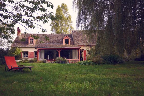 La maison de Philippe en pleine campagne à 2h de Paris et 35 minutes du Mans (circuit des 24H)